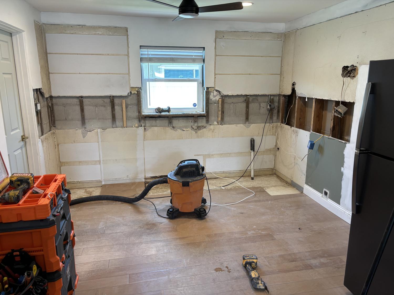 Kitchen demolition and cabinet gut-out by Griffin Demolition in St. Petersburg, FL